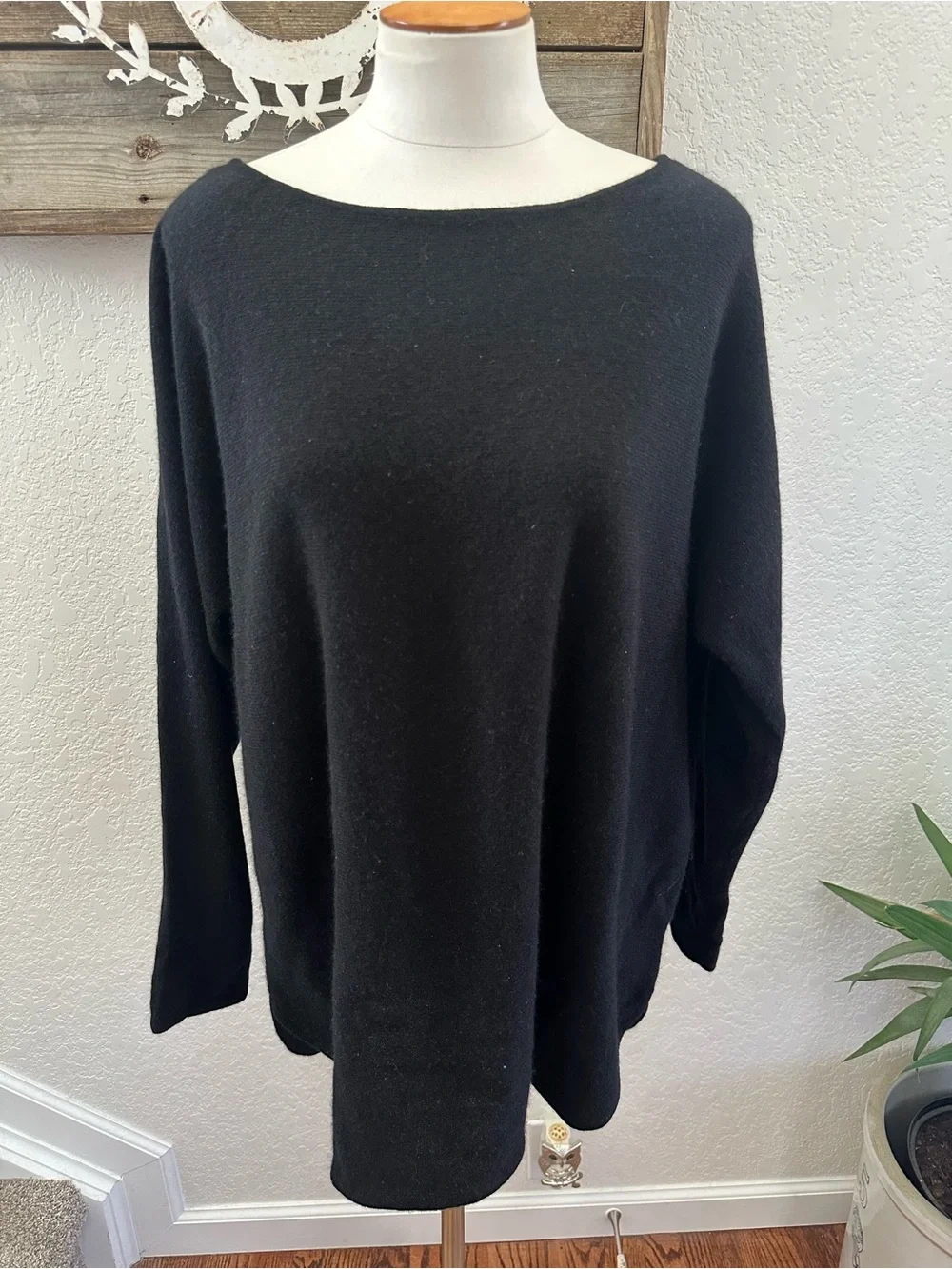 Charter Club is 100% cashmere black sweater size 0X